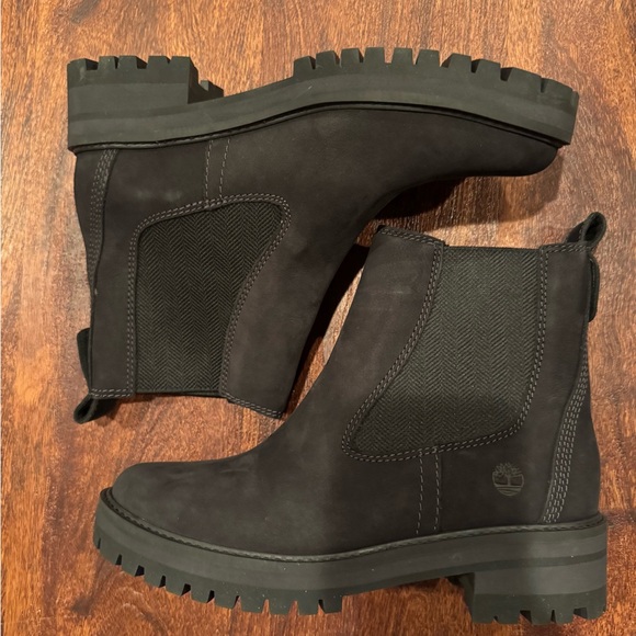 Timberland Women's Courmayeur Valley Chelsea Black Nubuck - Picture 3 of 7